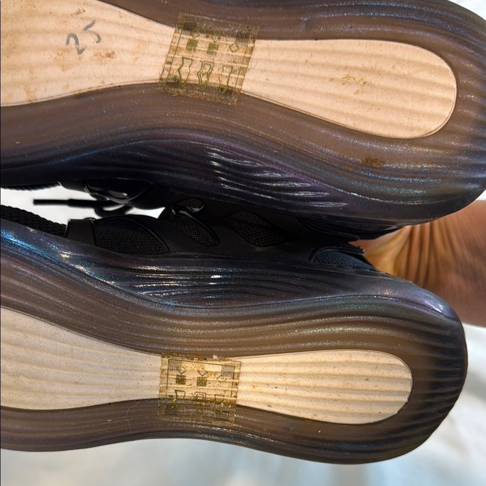 Aldo Brand, Woman’s Black Athletic Sneakers with holographic rubber soles, 7.5 - Picture 9 of 11